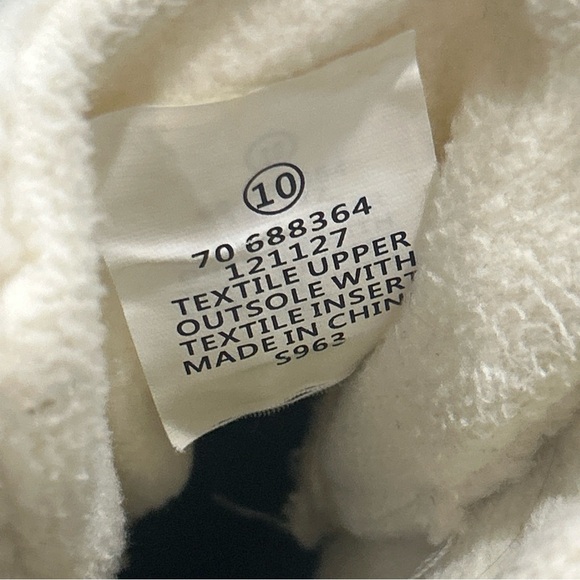 Tommy Bahama - Womans Gray High Top Sherpa/Fleece Lined Shoes Sneakers Size 10 - Picture 8 of 12